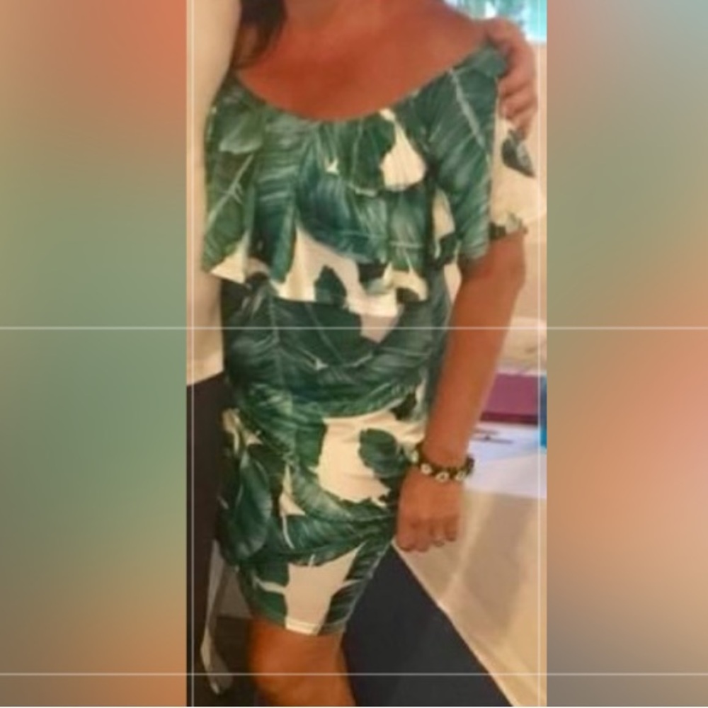 Cute sexy tropical print dress vacation green white off shoulders one shoulder